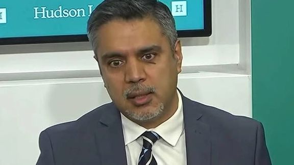 پخواني افغان سفیر له ټرمپ غوښتي، چې د افغانانو ترمنځ د سولې خبرو اترو د بیا پیل ملاتړ وکړي