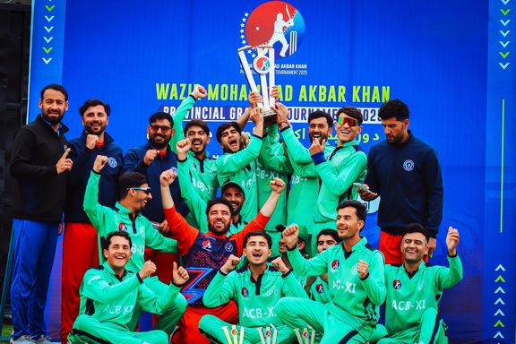 تیم «ایسیبی ١١» قهرمان مسابقات کریکت درجه اول وزیر محمد اکبر خان شد