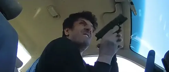 په امریکا کې یو افغان د پولیسو سره په نښته کې وژل شوی دی