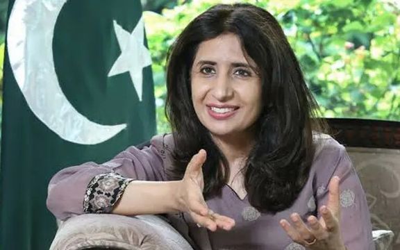 ممتاز زهرا بلوڅ: ترهګرو په افغانستان کې نوې وسلې ترلاسه کړې او زموږ پر ادارو بریدونه کوي