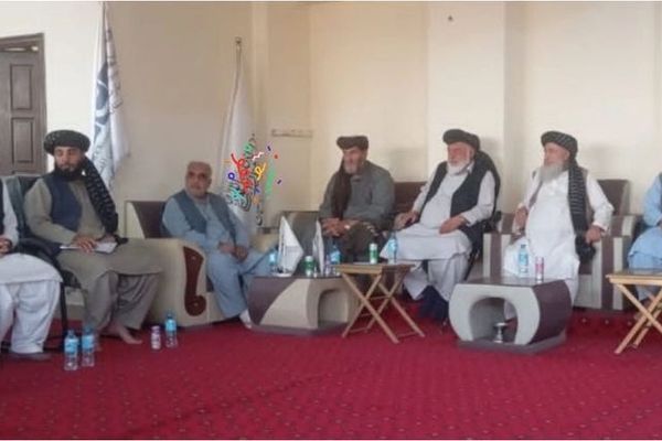 منابع میگویند گذرگاه مرزی چمن و اسپینبولدک تا فردا باز میشود