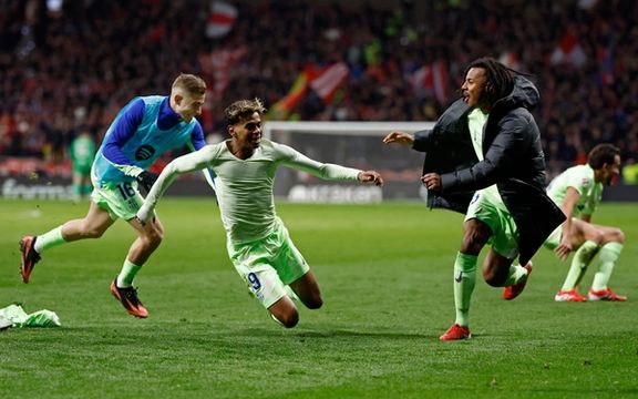 اتلتیکو مادرید ۲-٤ بارسلونا؛ کامبک دیوانهوار بلوگرانا به صدر جدول لالیگا در متروپولیتانو