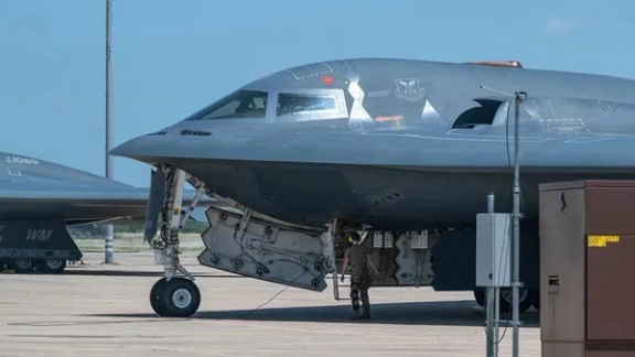 په راتلونکو څو اونیو کې پر ایران د امریکا د بریدونو اټکل کیږي