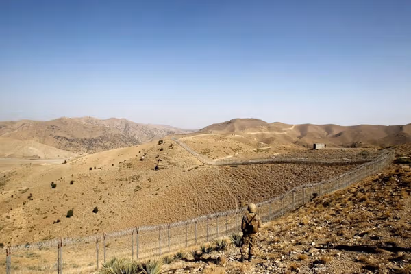 منابع میگویند طالبان و مرزبانان پاکستانی بار دیگر در مناطق مرزی ننگرهار درگیر شدهاند
