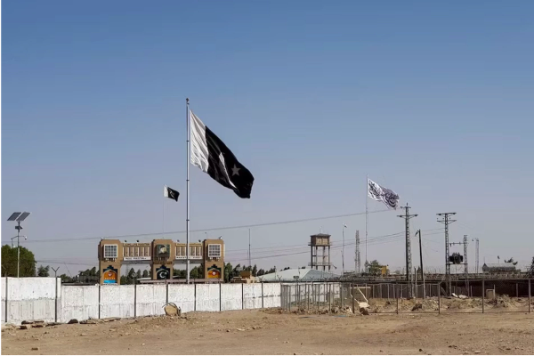 Spin Boldak Border Crossing Reopens For Returning Afghan Refugees