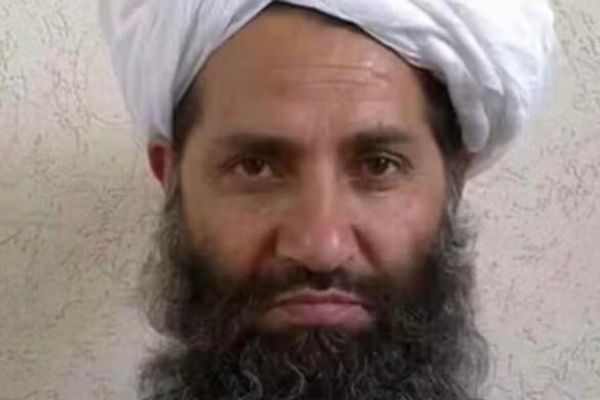 هبت الله دیني عالمان د «جهادي اثارو» غونډولو په برخه کې له کلتور وزارت سره همکارۍ ته هڅولي