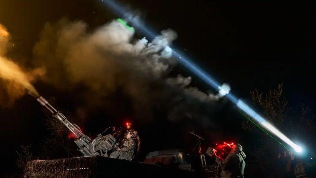 پر اوکراین د روسیې تازه ډرون بریدونو یوه ښځه او یو سړی وژلی