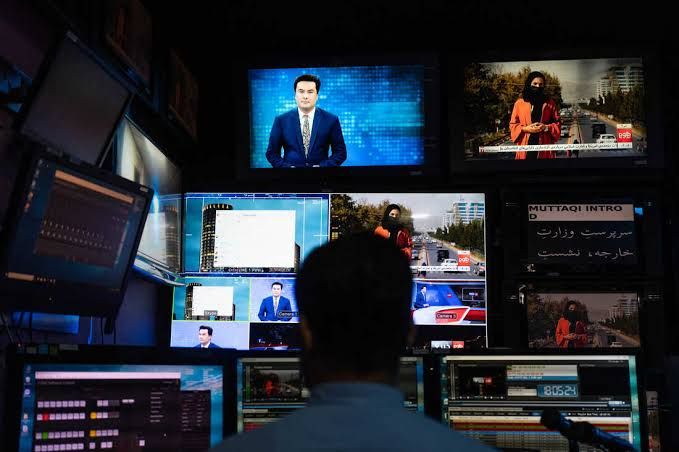 د طالبانو رسنیزه امپراتوري؛ خپلواکې رسنۍ له‌منځه وړل شوې او خبریالان یې جاسوسان کړي