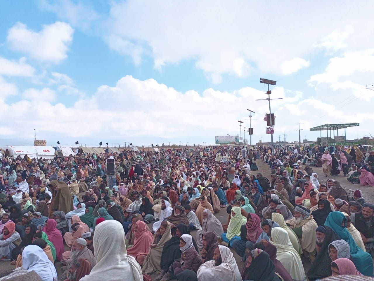 پرلت وهونکي: که تر راتلونکې اوونۍ مو غوښتنې و نه منل شي، حکومت ته به ډېر مزاحمتونه پېښ کړو