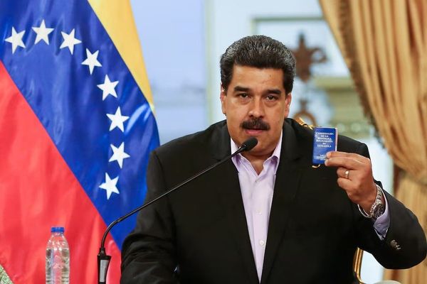 سوئیس داراییهای رهبر ونزوئلا را بست