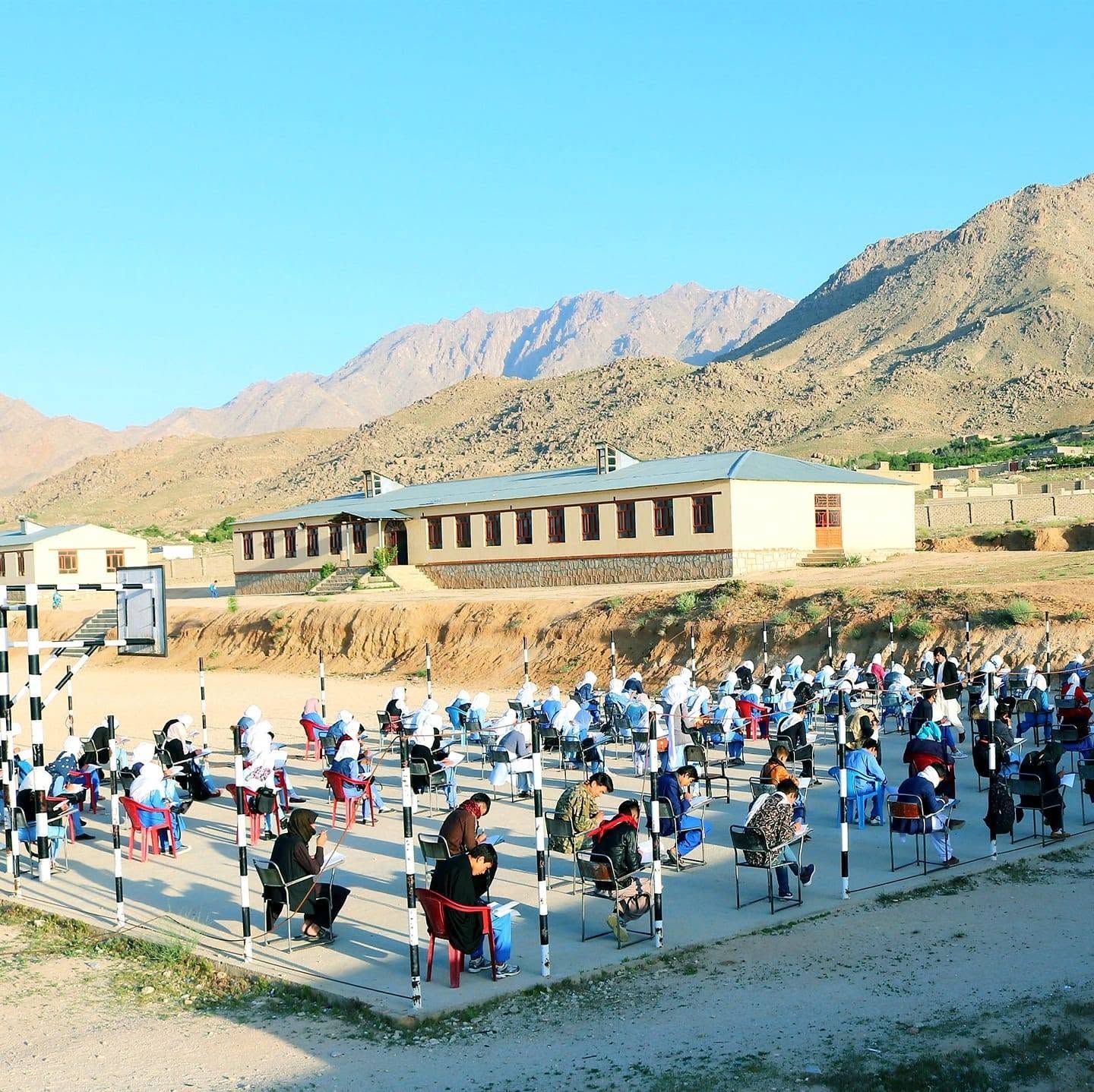 کاهش ۹۷ درصدی داوطلبان کانکور در جاغوری؛ متقاضیانی که از ۳۴۷۰ نفر به ۱۱۰ نفر رسیدند