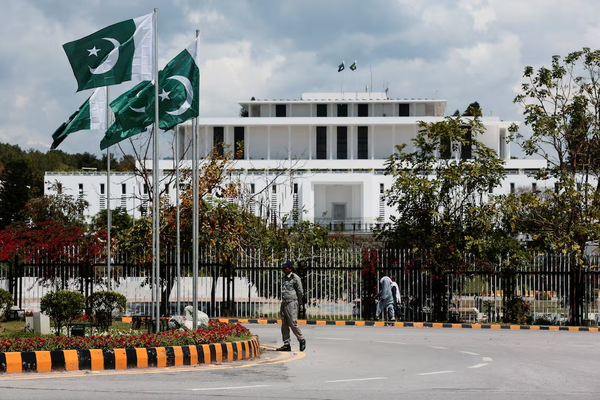 د اپرېل پر ۱۱مه پاکستان د امریکا او ایران ترمنځ د خبرو اترو کوربه دی