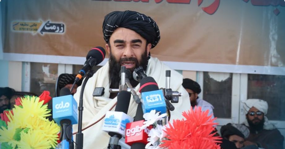 ذبیح الله مجاهد: له امریکا څخه په راپاتې وسلو «نظام» نه شو ساتلی