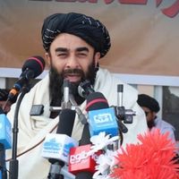 ذبیح الله مجاهد: له امریکا څخه په راپاتې وسلو «نظام» نه شو ساتلی