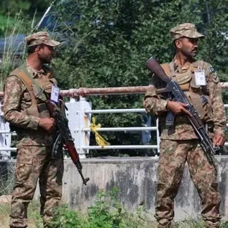 روان کال په خیبر پښتونخوا کې د بېلابېلو عملیاتو پرمهال ۹۵۵ وسلهوال وژل شوي دي