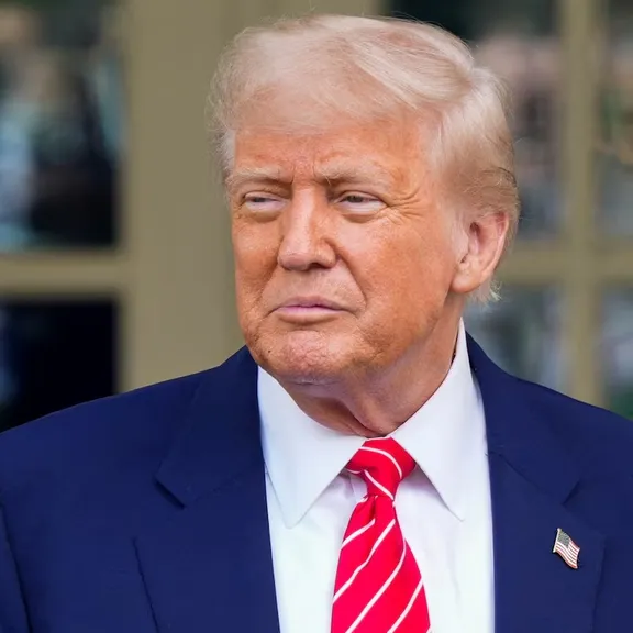 ۲۲ فرماندار دموکرات امریکا تصمیم ترامپ برای اعزام گارد ملی به لسآنجلس را محکوم کردند