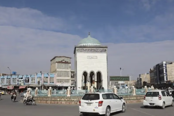 اجتماع لولاة طالبان في قندهار يركز على الأمن ومكافحة الجريمة