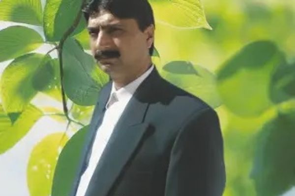 پښتون لیکوال، شاعر او سیاسي مبارز شیرین یار یوسفزی د ورپېښې ناروغۍ له امله ومړ