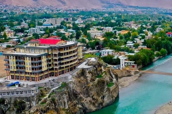 په بدخشان کې پرونۍ زلزلې دوه کسه ټپیان کړي