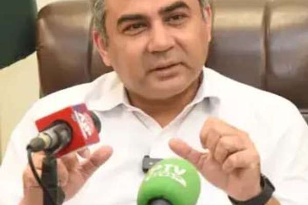 پاکستان کې د کابینې د غړو او لوړپوړو حکومتي چارواکو ټلېفوني اړیکې افشا شوي