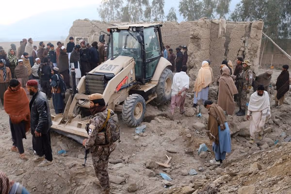 طالبان وايي چې د پاکستان په هوايي بریدونو او هاوان ډزو کې درې ملکي کسان وژل شوي