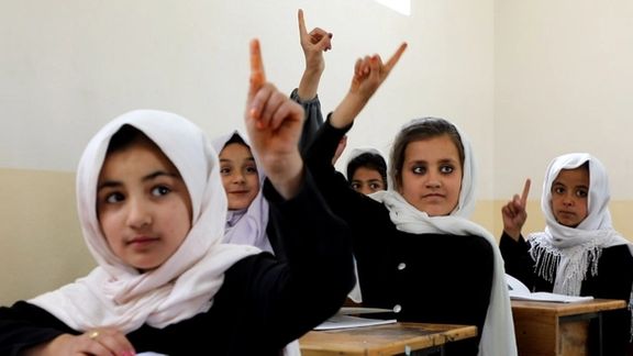 یونیسف از خانوادههای افغان خواست کودکان خود را برای سال جدید آموزشی آماده کنند
