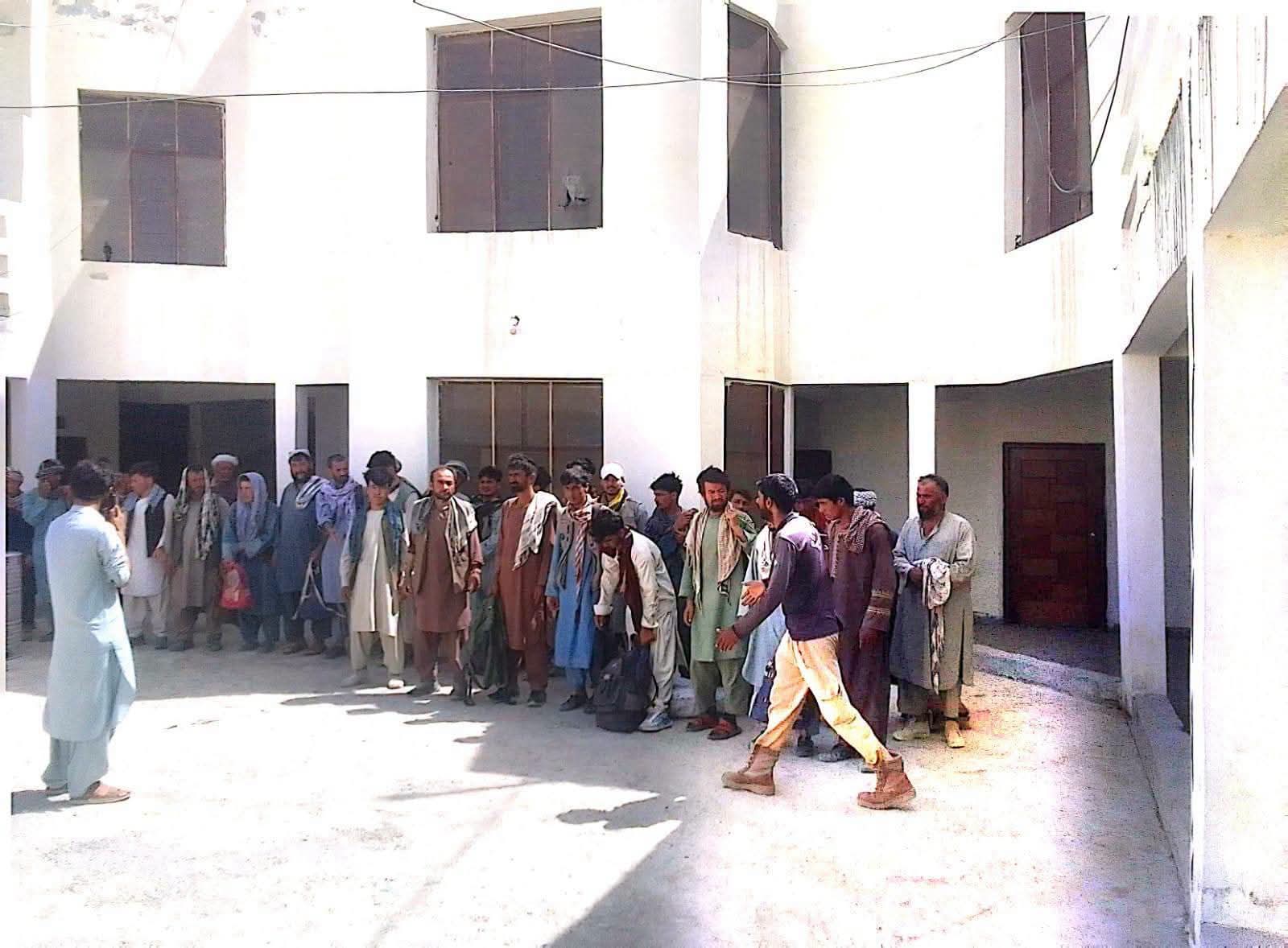 پر ناقانونه لارو تګ؛ د بلوچستان په کیچ ولسوالۍ کې ۴۵ افغانان نیول شوي