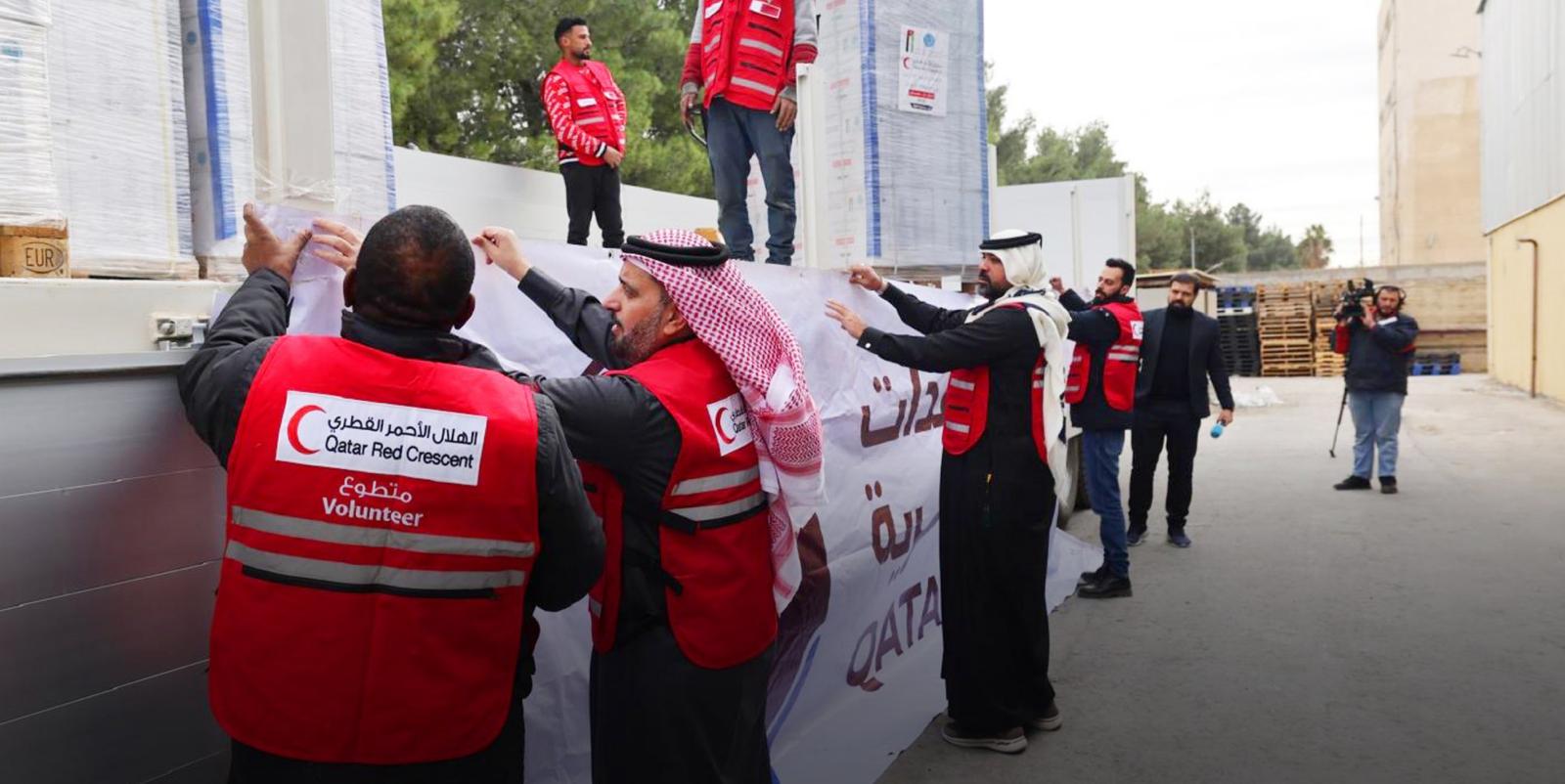 قطر پنج محموله تجهیزات پزشکی به افغانستان ارسال می‌کند