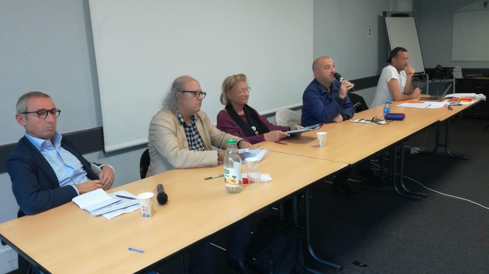 روزنامه‌نگاران فرانسه از دولت این کشور خواستند به "روند تخلیه خبرنگاران افغانستان" کمک کند