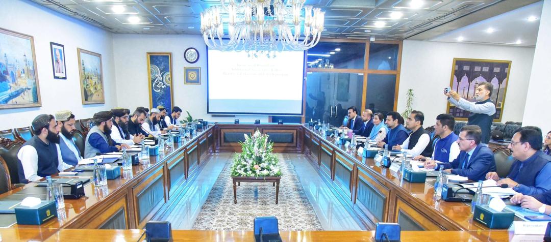 د ژمنو تر سیورې لاندې اړیکې؛ د افغان کډوالو برخلیک لا هم روښانه نه دی