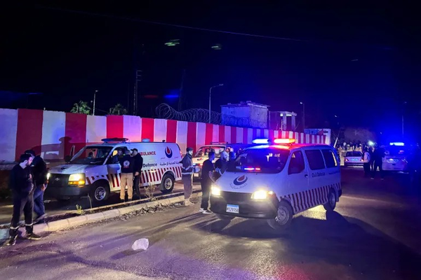 پر لبنان د اسراییل په برید کې ۱۳ کسان وژل شوي