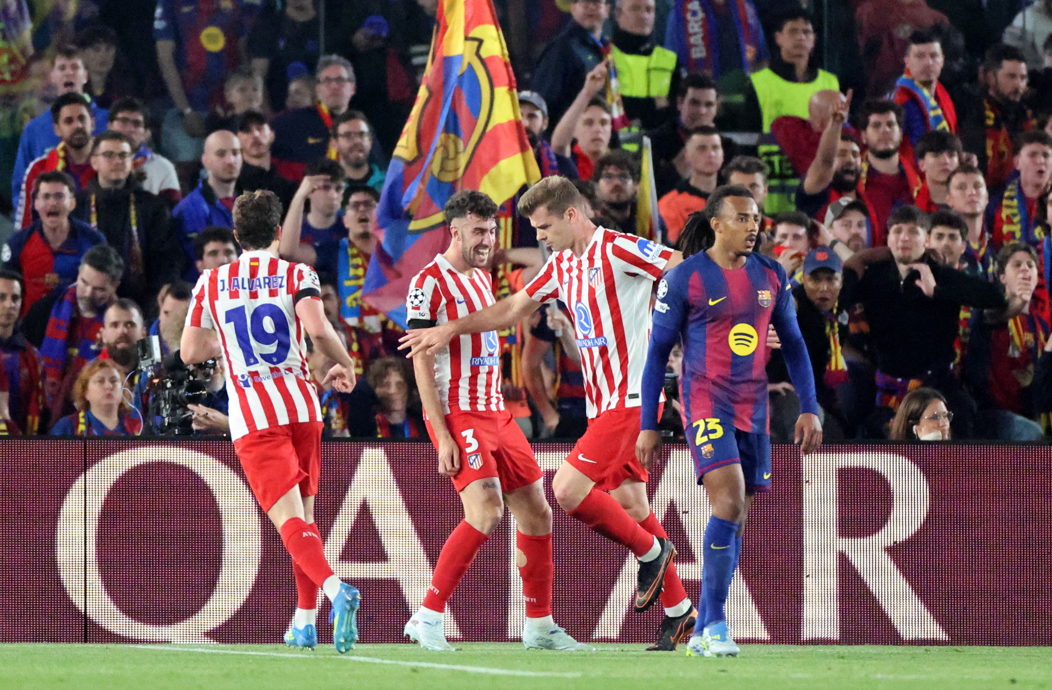 نمایش برتر اتلتیکو مادرید در نیوکمپ؛ بارسلونا در آستانه حذف از لیگ قهرمانان فوتبال اروپا