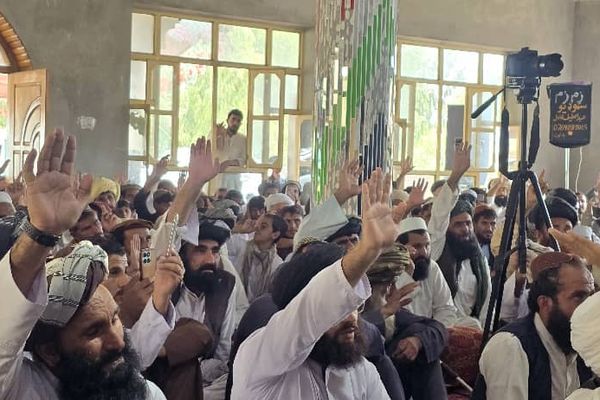 ملا تاجمیر جواد: له افغانستان څخه د خلکو تېښته، یوازې د ناوړه دودونو پایله ده