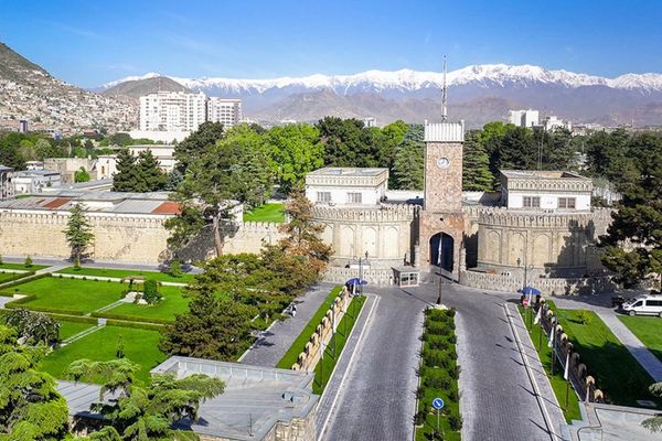 طالبان وايي د بې کیفیته تېلو د واردولو پر ضد ګامونه اخلي