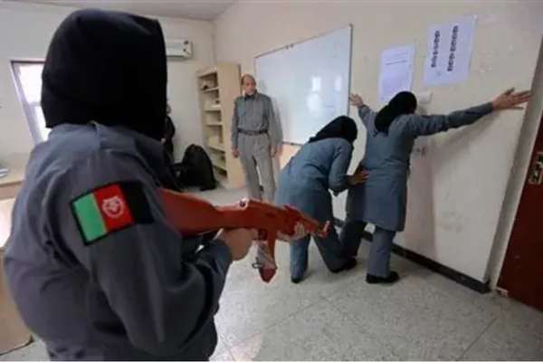 Former Government's Female Police Officials Live in Hiding After Taliban Threats: HRW