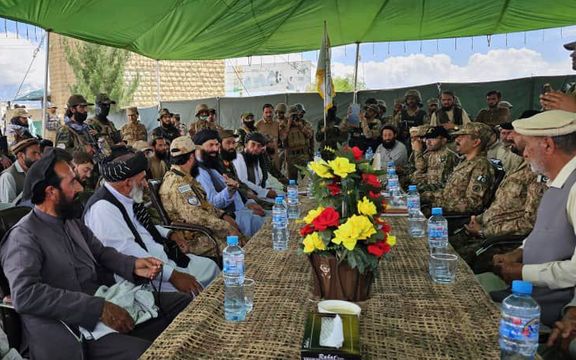 پاکستاني ځواکونو او طالبانو پر ډیورنډ کرښه له ۵ ورځو جګړې وروسته اوربند وکړ