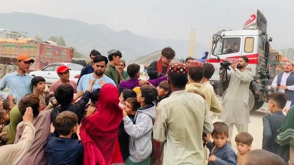 مرستندویه ادارې: له پاکستانه اېستل شوي کډوال د اوبو، خوړو او سرپناه له کمښت سره مخ دي