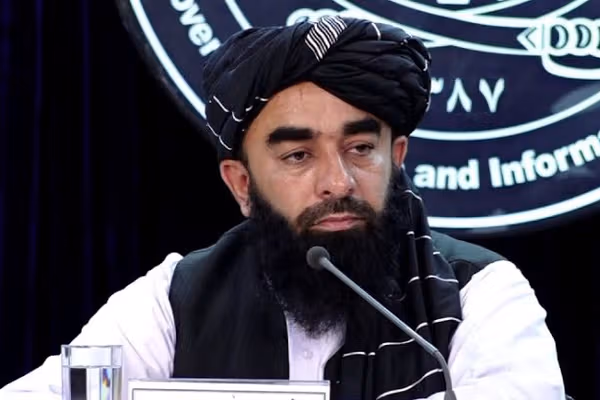 مجاهد: د پاکستان پوځ کې ځانګړې کړۍ د سترو قدرتونو په لمسون د افغانستان پر ضد جګړه مخته وړي