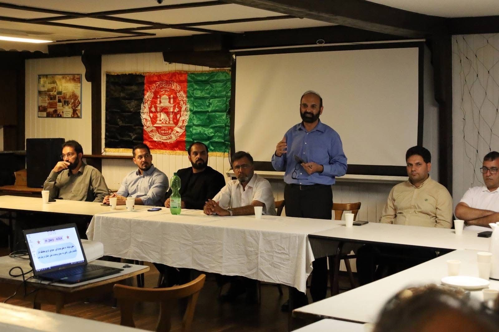 «ملي مرکه» بنسټ د نجونو پرمخ د ښوونځیو تړلو پر دوام اندېښنه وښوده