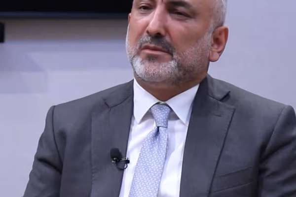 اتمر افغانستان انټرنشنل ته: امریکا به ژر یا وروسته د افغانستان مسالې ته راستنیږي