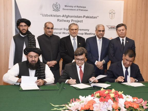 د افغانستان له لارې د ازبکستان او پاکستان د نښلوونکې پټلۍ تړون لاسلیک شو