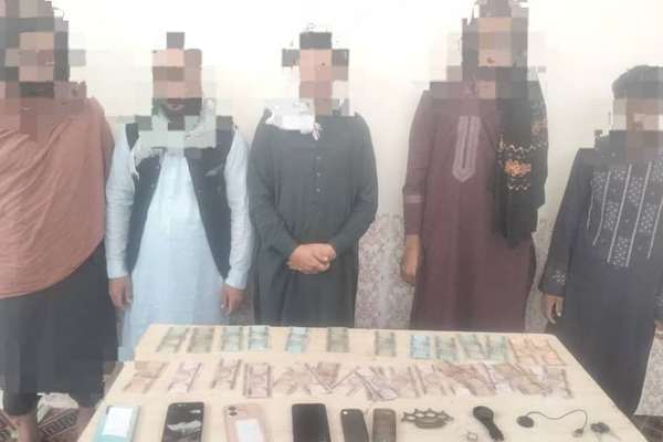 پنځو پوځي یونیفورم لرونکو کسانو په ننګرهار کې یو کس وژلی
