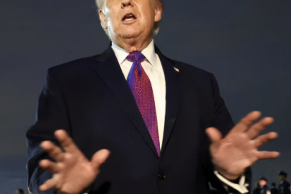 ترامب: الولايات المتحدة نفذت أقوى عملية قصف في تاريخ الشرق الأوسط على جزيرة خرج