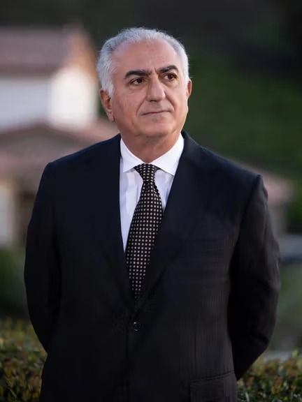 Iran’s Exiled Royal Calls For Action, Plans Return To Tehran