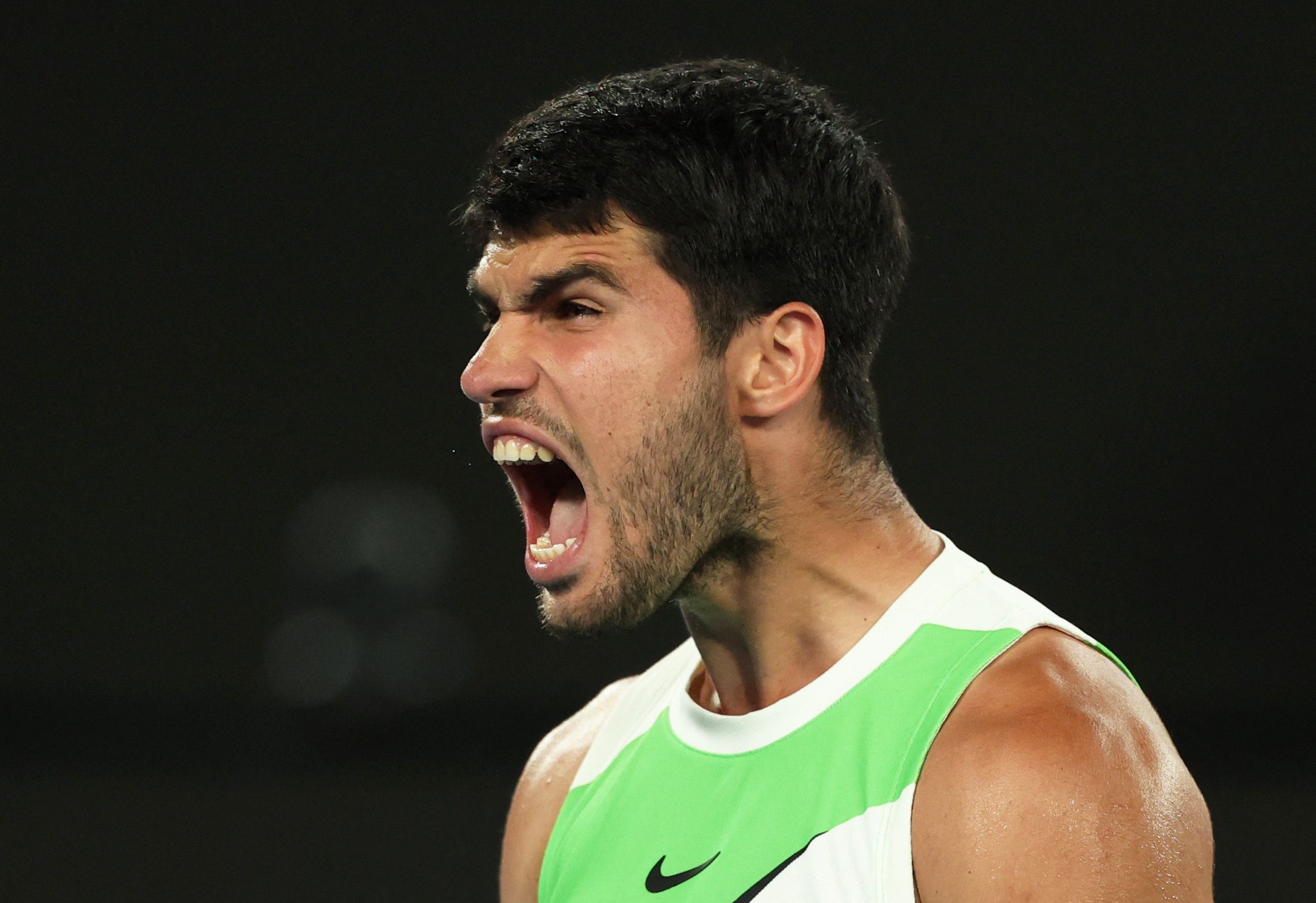 کارلوس آلکاراس با شکست دِمینور به نیمه‌نهایی تنیس اوپن آسترالیا صعود کرد