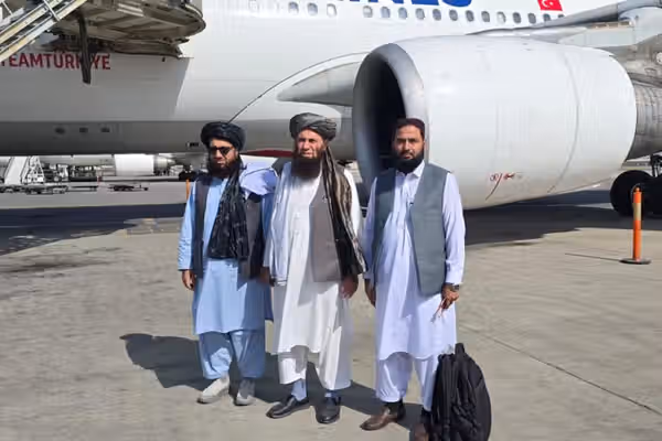 د طالبانو د کرنې وزارت پلاوی د کرنیزو همکاریو پیاوړتیا په موخه مالدووا ته سفر کړی