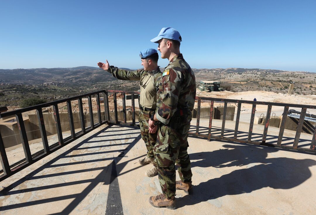 اسراییلي ځواکونو په لبنان کې د ملګرو ملتونو پر سوله‌ساتو سرتېرو ډزې کړې