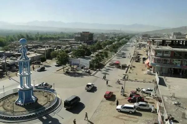Taliban Publicly Flogs Two People, Including a Woman, in Logar
