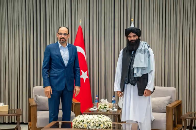 وزارة داخلية طالبان: بحثنا مع الوفد التركي التوتر مع باكستان والوضع في إيران