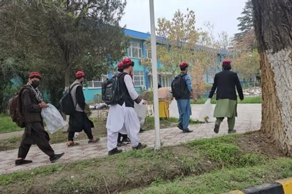 د ملي جنبش ګوند: له ازبک محصل سره د طالبانو د وزیر چلند د انساني کرامت خلاف کړنه ده